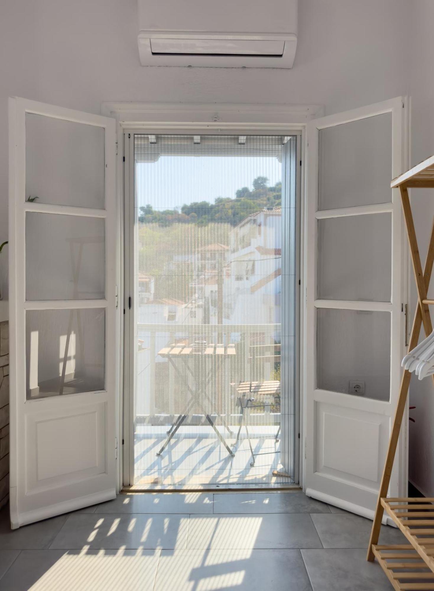 The Botanist Guesthouse Skopelos Exterior foto