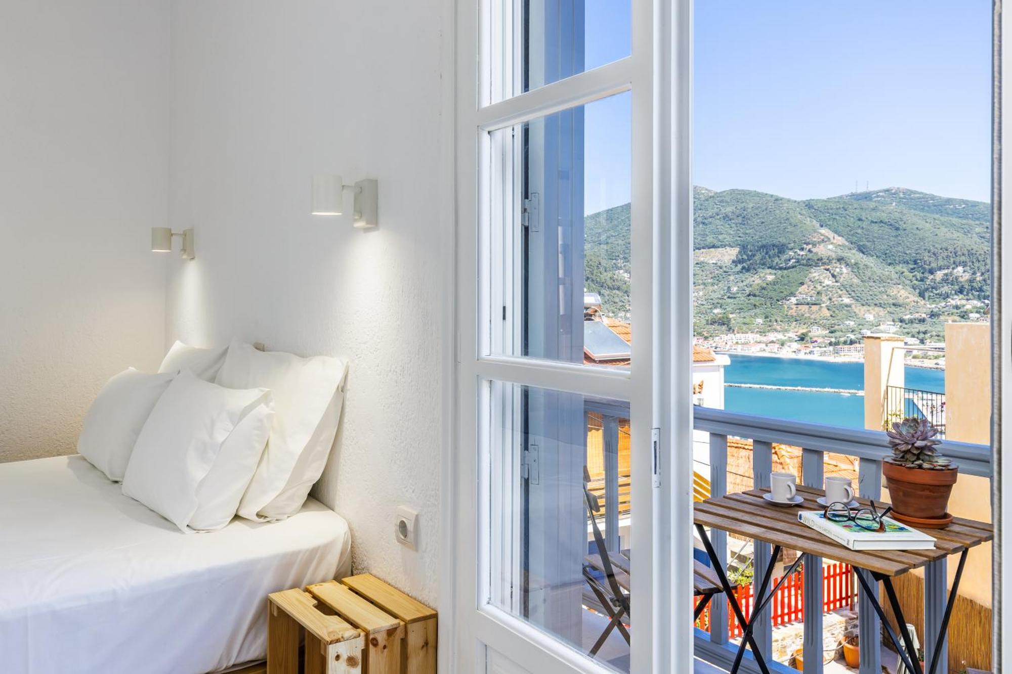 The Botanist Guesthouse Skopelos Exterior foto